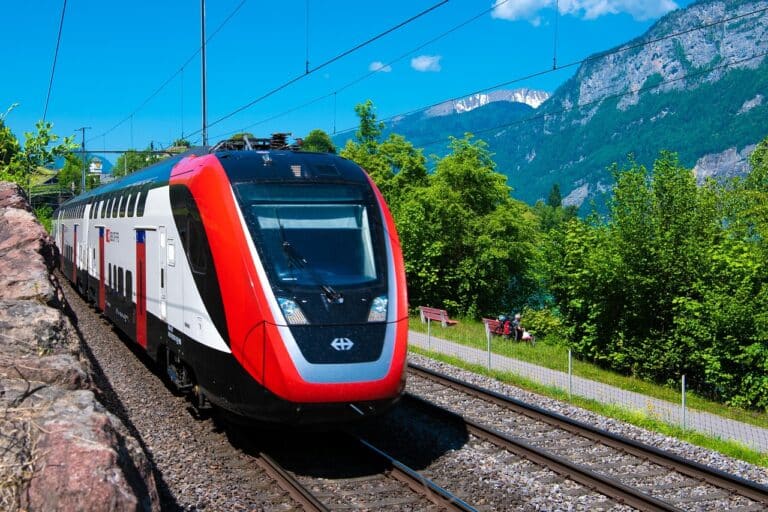 Neue Massnahmen zur Verbesserung der Pünktlichkeit von Zügen zwischen Stuttgart und Zürich