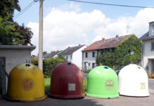 Recycling von Buntglas: Wo gehören andersfarbige Flaschen hin? Grün, braun, weiß: Wo kommen andersfarbige Flaschen rein?